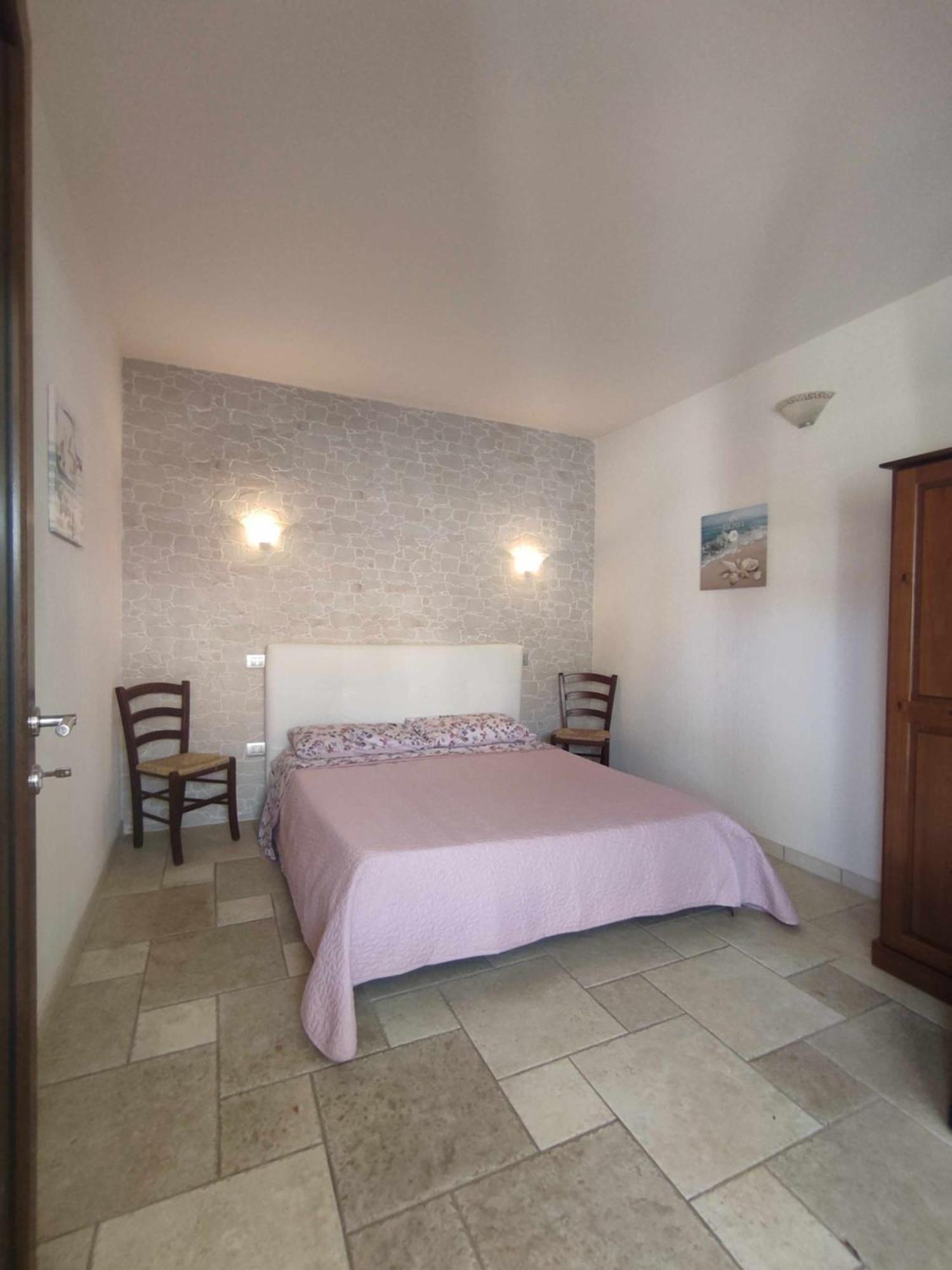Villa Bianca Bb E Apartments Àrbatax Buitenkant foto
