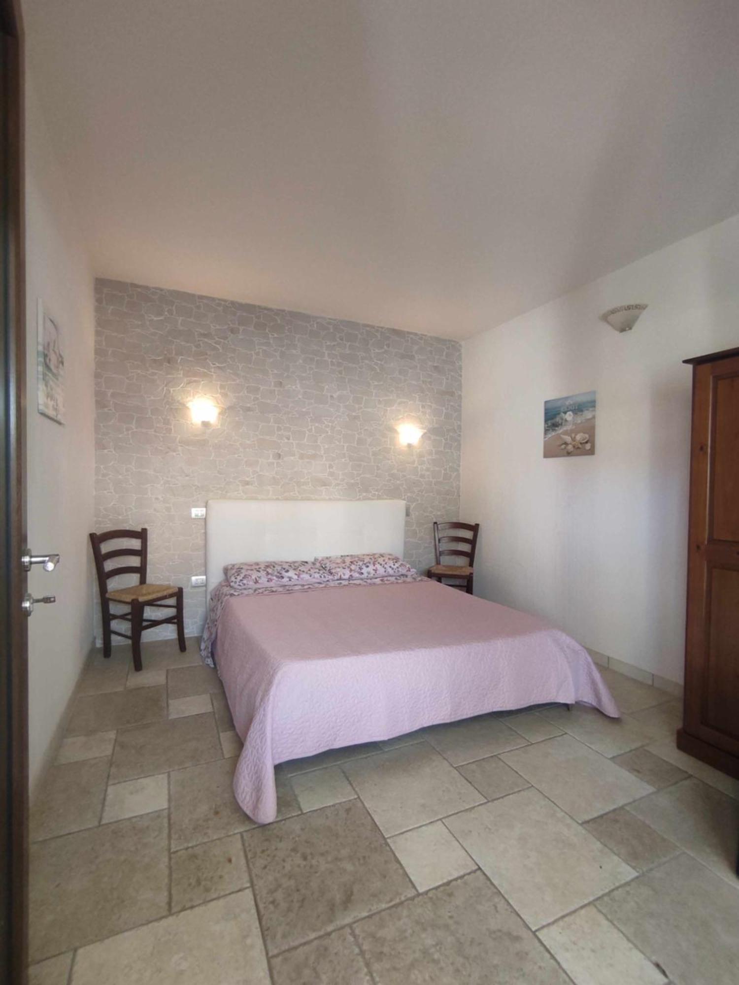 Villa Bianca Bb E Apartments Àrbatax Buitenkant foto