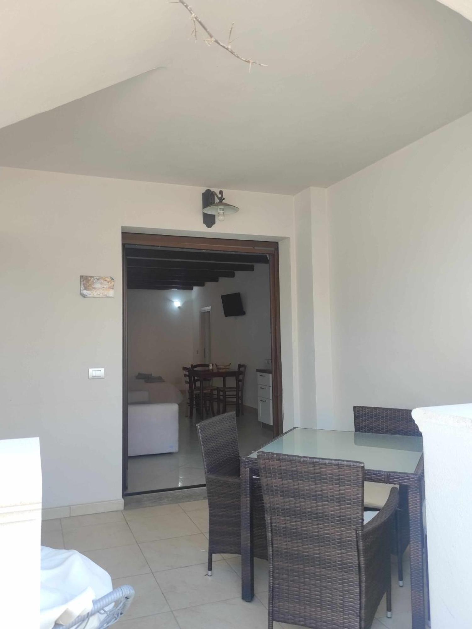 Villa Bianca Bb E Apartments Àrbatax Buitenkant foto
